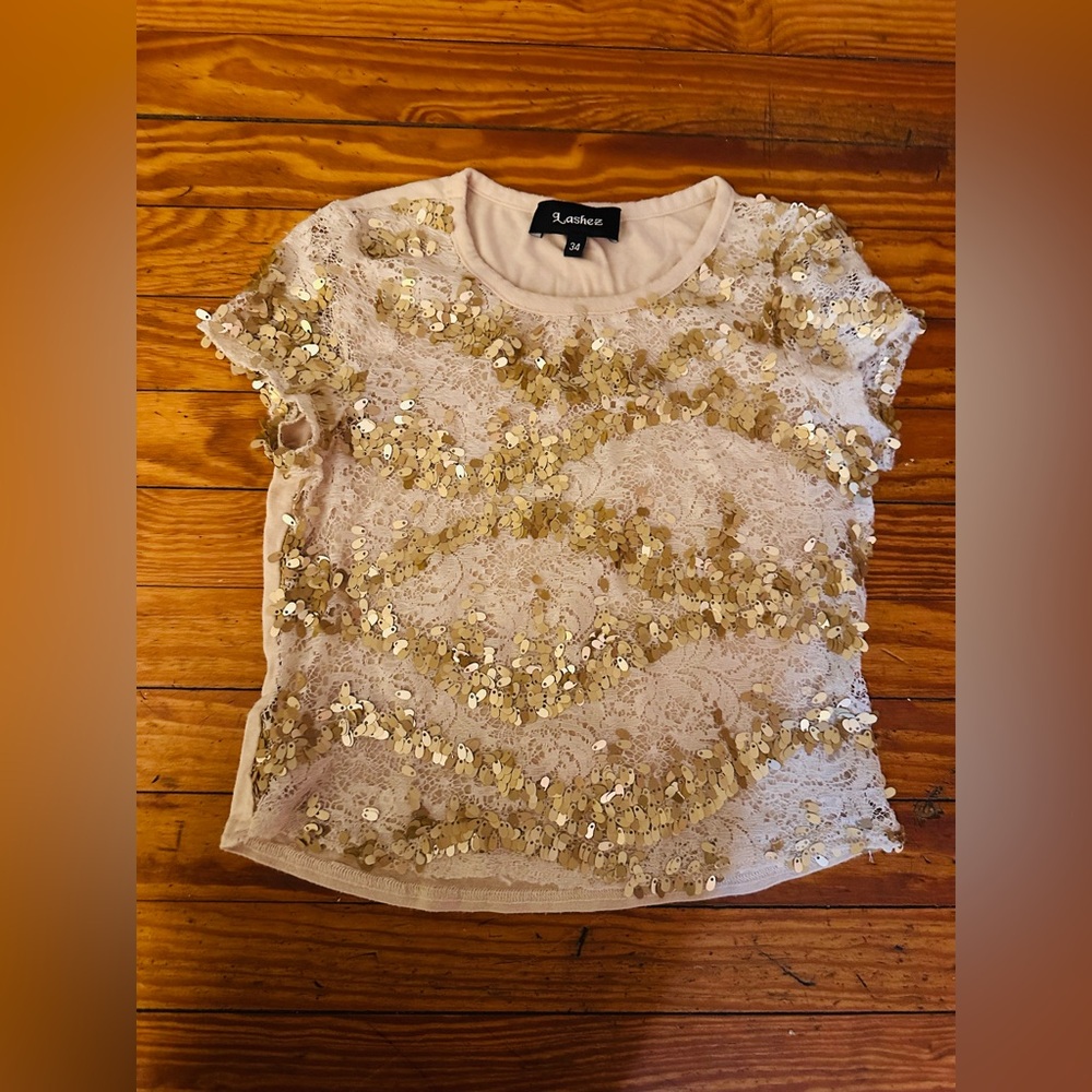🆕 Lashez Gold T shirt
